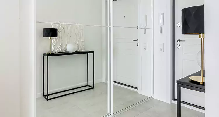 Mirrored Bifold Closet Doors Repair in Punta Gorda, FL