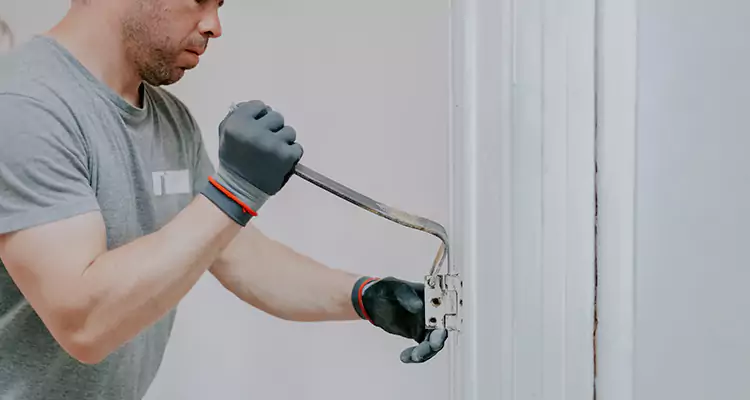 Cracked Door Jamb Repair in Punta Gorda, FL