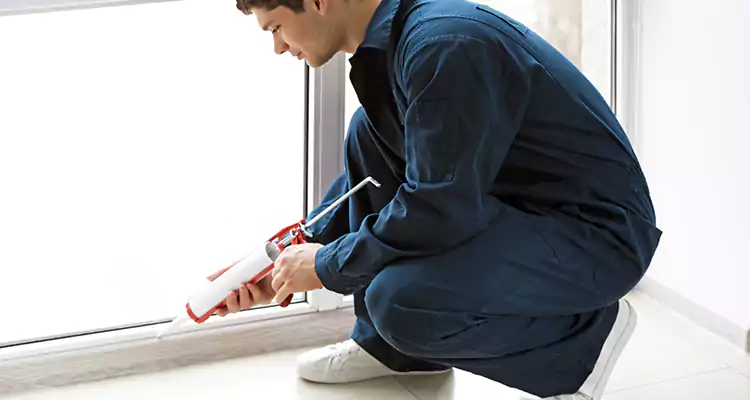 Window Glass Caulk Repair in Punta Gorda, FL