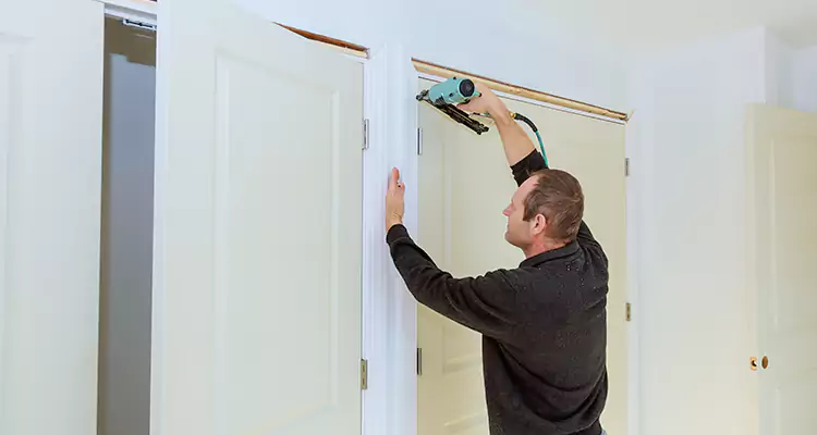 Top Rated Door Fixing ServiceFixing Garage Door Track in Punta Gorda, FL