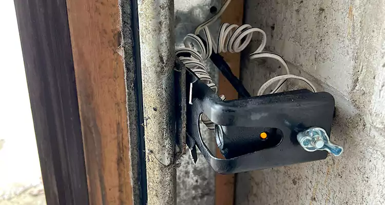 Fix Broken Garage Door Sensor in Punta Gorda, FL